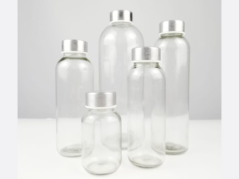 Glass-bottle-with-metal-cap-1